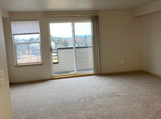 4320 Aurora Ave N APT N305, Seattle, WA 98103