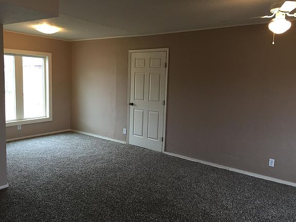 3rd image of 1515 Brookhaven Dr