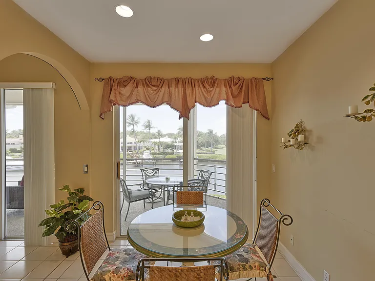 392 Spyglass Way — Photo 8