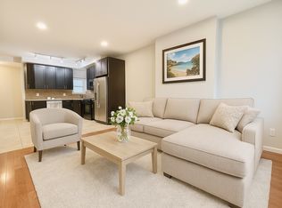 907 S 13th St #2B, Philadelphia, PA 19147