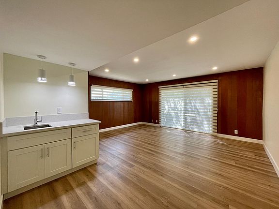 3rd image of 11051 Missouri Ave APT 1