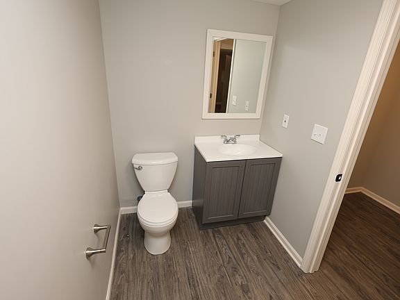 5th image of 923 N 10th St