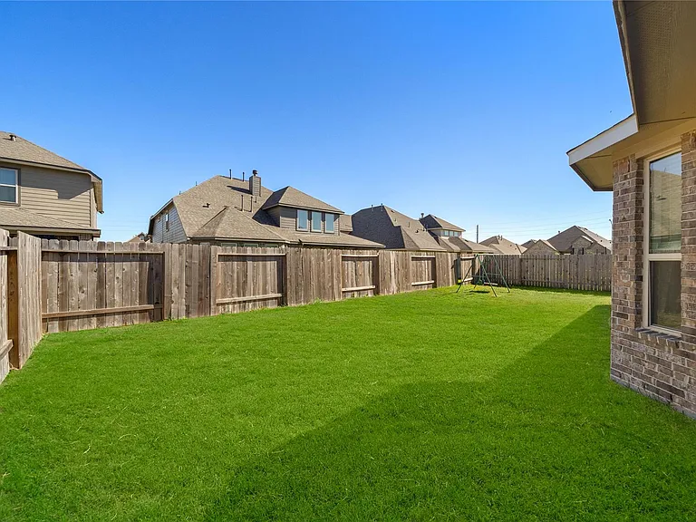 2239 Ginger Trail Ln — Photo 33