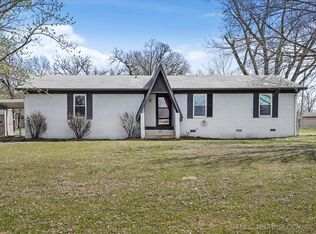 105 Hickory Hill Rd, Sapulpa, OK 74066