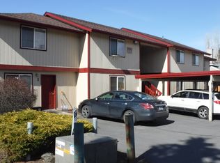 Lower Level 2 Bed/1 Bath Apartment Near St. Charles, Bend, OR 97701