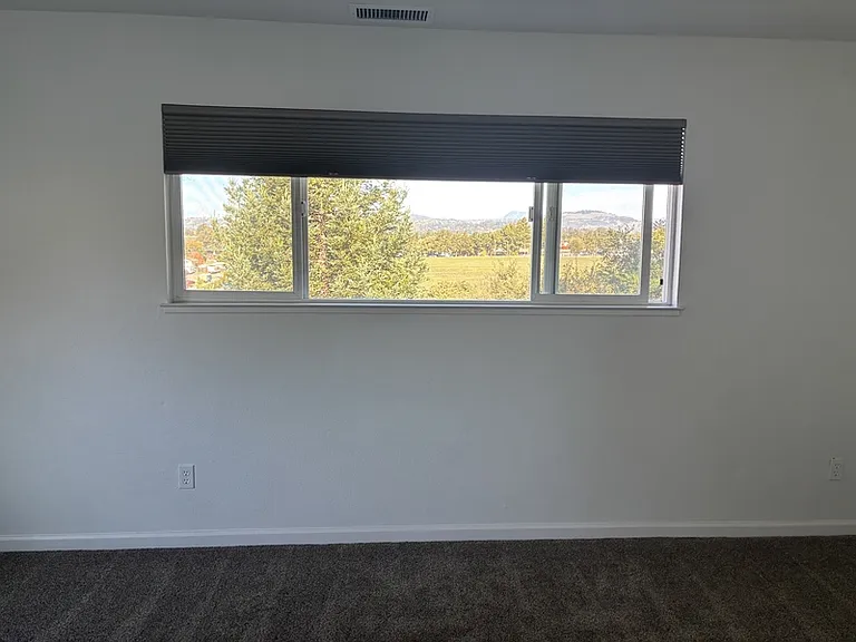 1776 Meda Ave — Photo 19