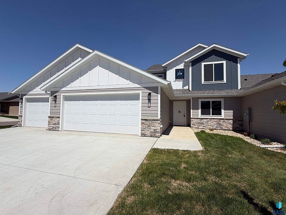1st image of 7220 E Waters Edge Pl