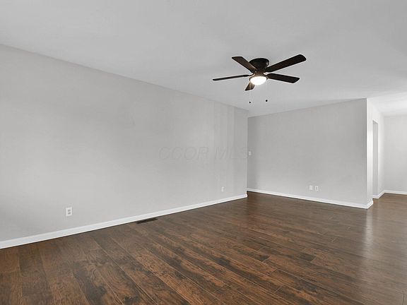 3rd image of 427 Alford Dr