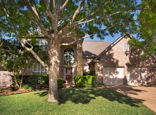 22 Spring Lake Dr, San Antonio, TX 78248