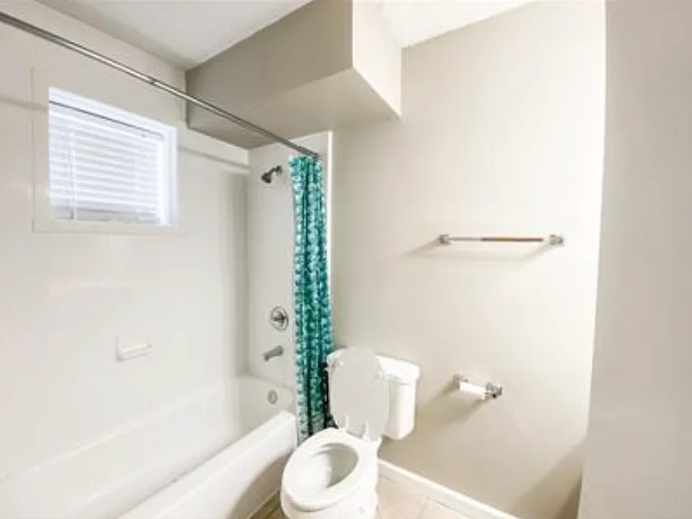 2990 Rhodes Cir S — Photo 16