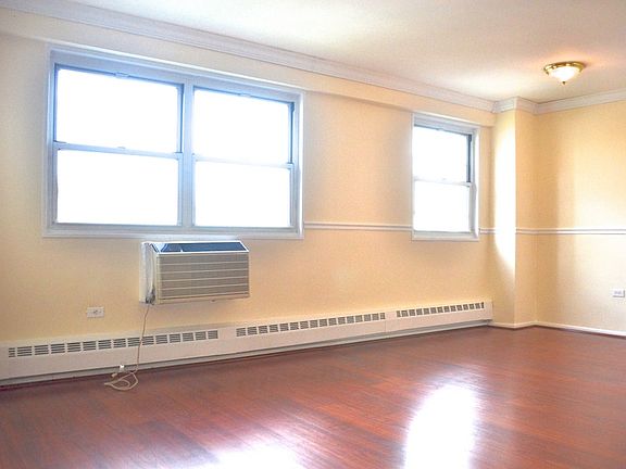 3rd image of 175 Willoughby St APT 11M