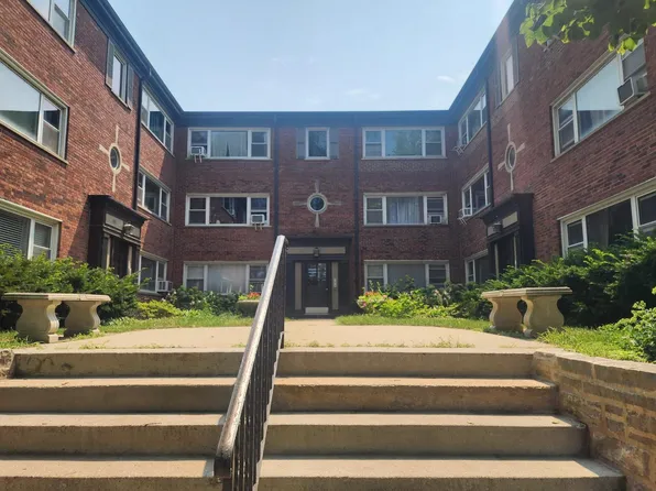 1318 Central St APT 1N, Evanston, IL 60201