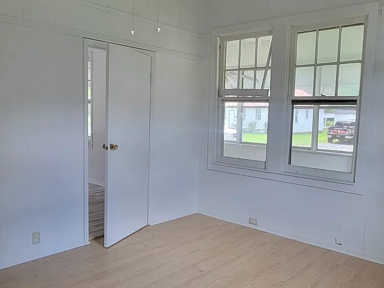204 Pine St — Photo 6