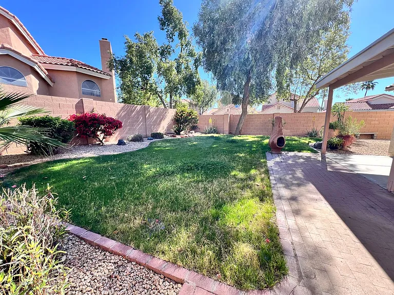 3310 E Nighthawk Way — Photo 25