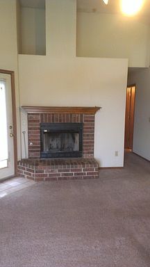 2nd image of 1101 NE 23rd St