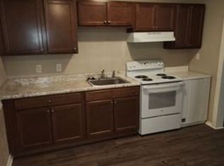 1202 Davis St, Jacksonville, NC 28540