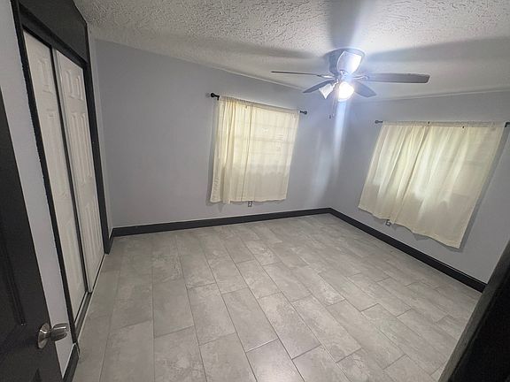 5th image of 1113 Dickens Ave