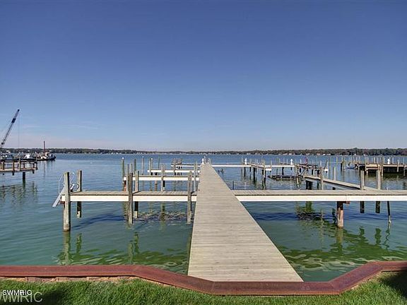 2nd image of 1655 S Shore Dr