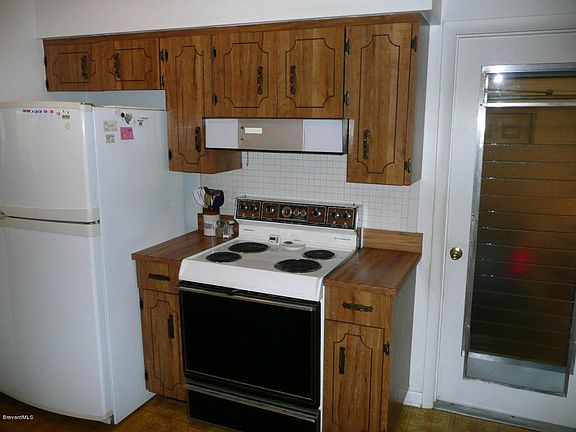 4th image of 4975 Sharlene Dr