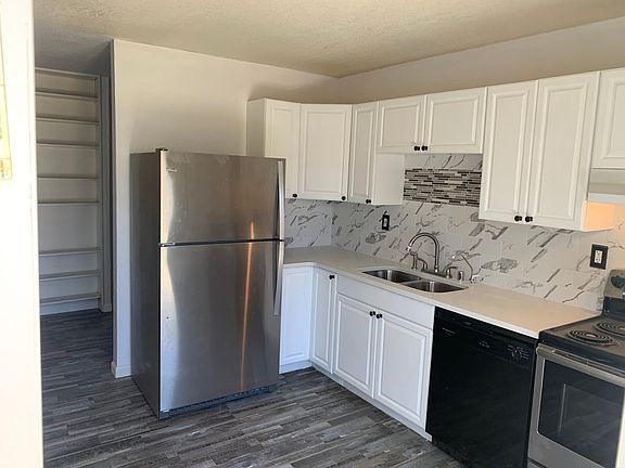 5th image of 1128 31st Ave