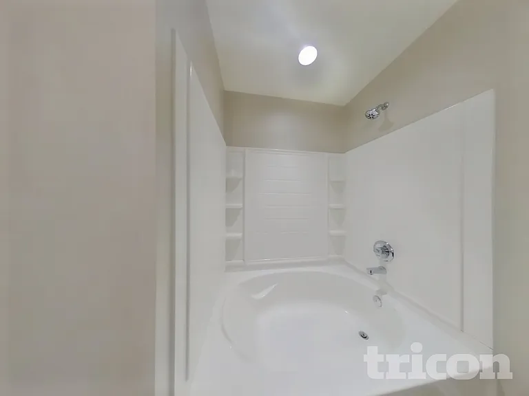 7507 Brattle Dr — Photo 10