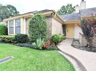 1725 Eaglewood Dr, Tyler, TX 75703