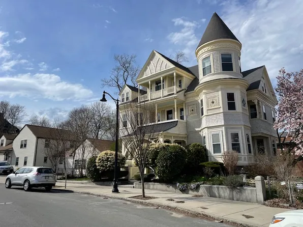 11 Broadway St #1, Beverly, MA 01915