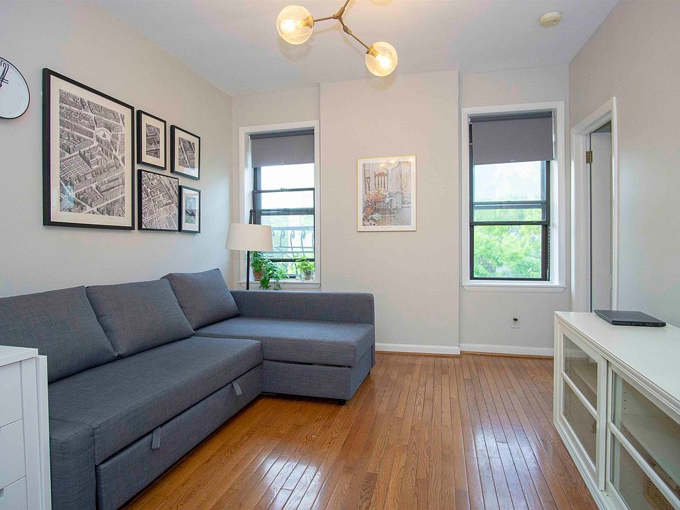 1st image of 271 York St APT 8