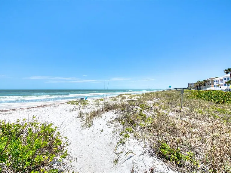 2900 Gulf Blvd #211 — Photo 48