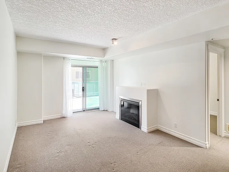 836 15th Ave SW #208 — Photo 8