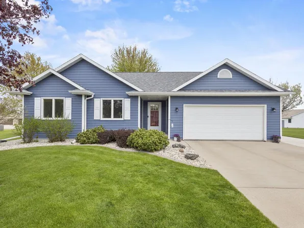 W6484 Brandon COURT, Greenville, WI 54942
