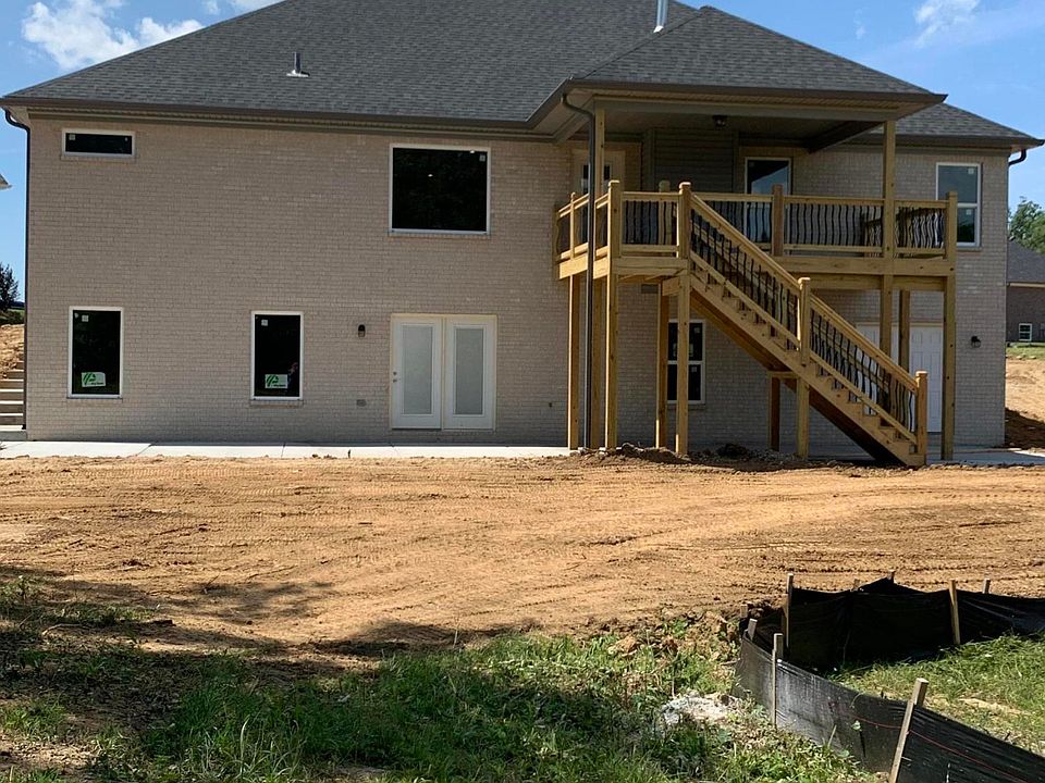 2nd image of 10901 Sewell Dr
