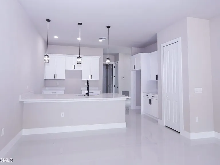219 Greenbriar Blvd — Photo 5