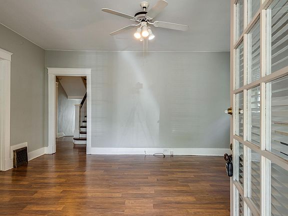 2nd image of 2502 Oakland Ave