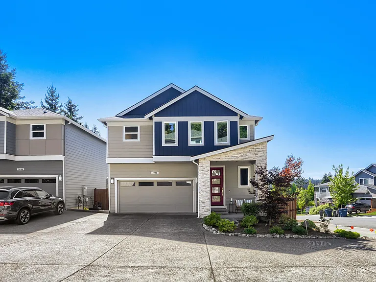 3932 242nd St SE — Photo 2