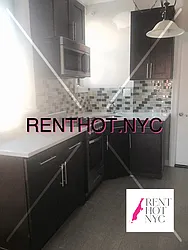 Rented by Weissman Realty