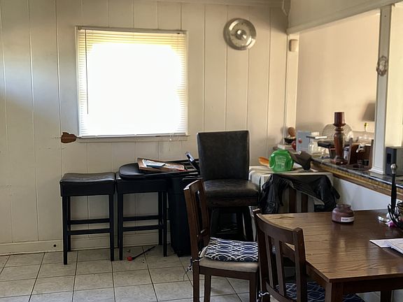 3rd image of 329 Vailview Dr