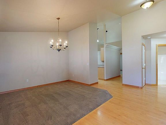 4th image of 3616 Desert Plateau Dr