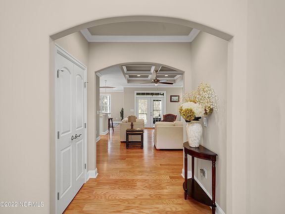 3rd image of 3137 Casa Ct