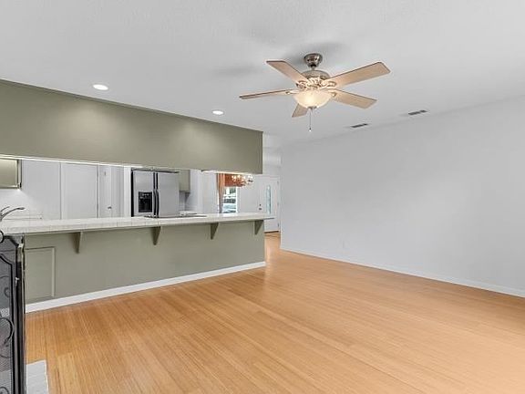 4th image of 7304 Spicer Dr