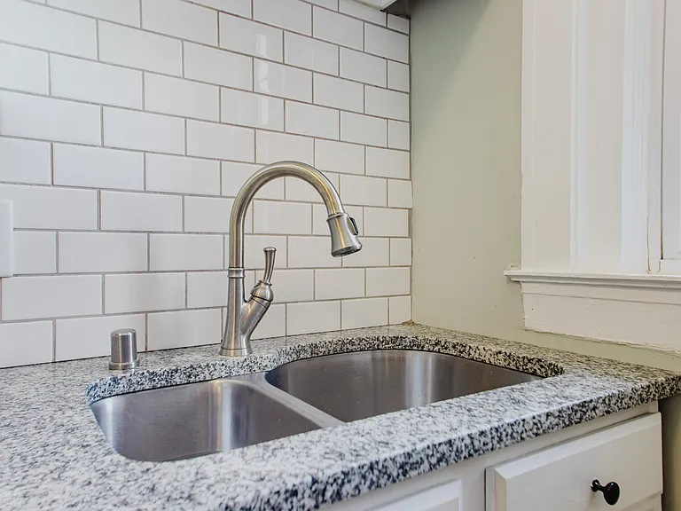 565 Eastern Pkwy #8 — Photo 6