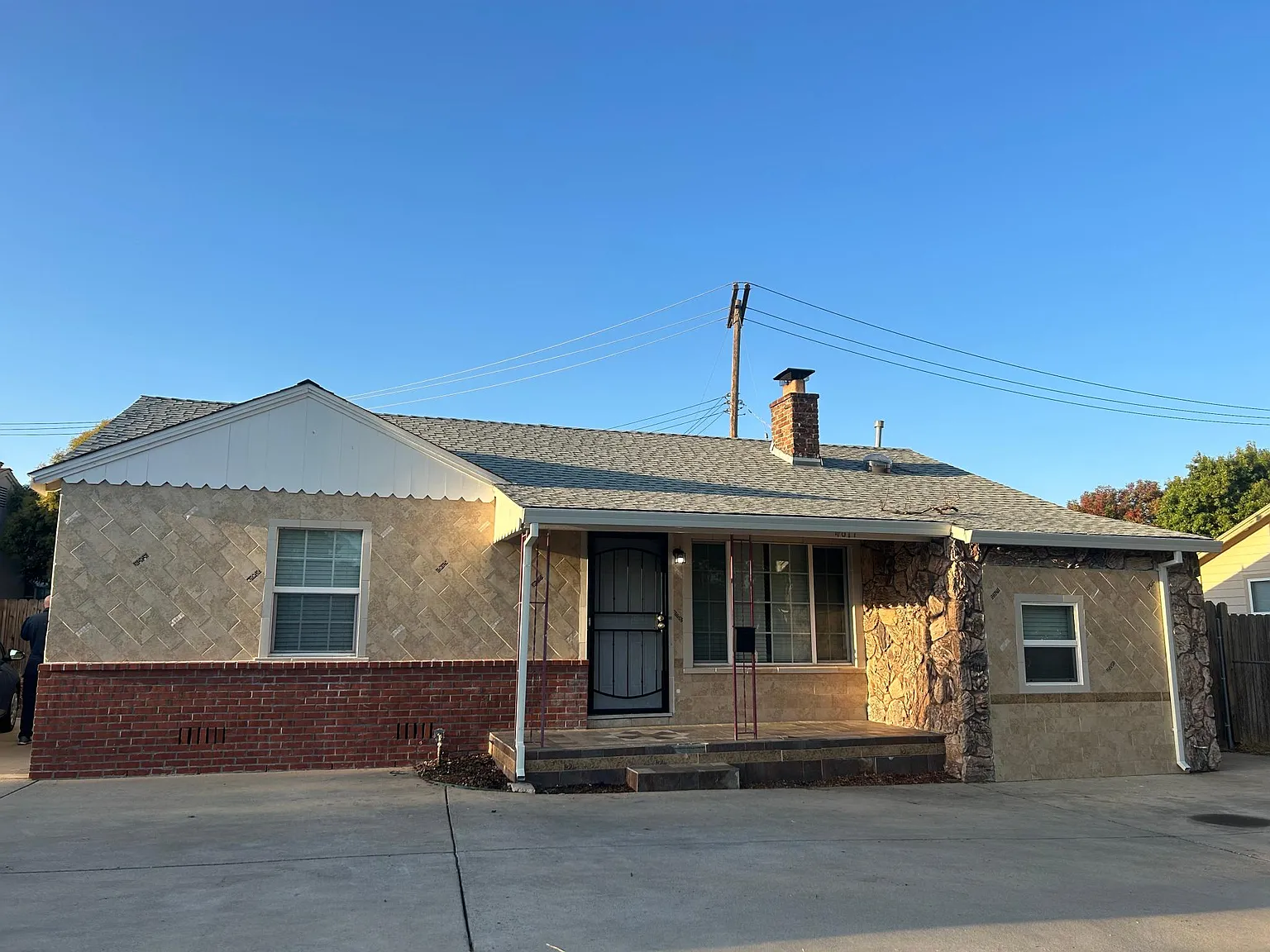 4817 Lemon Hill Ave — Photo 1