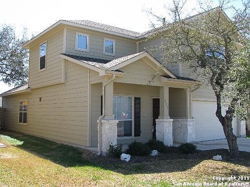 2nd image of 210 Red Willow