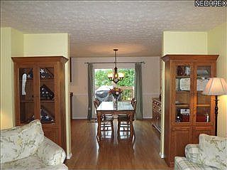 4th image of 943 Oakbrooke Dr