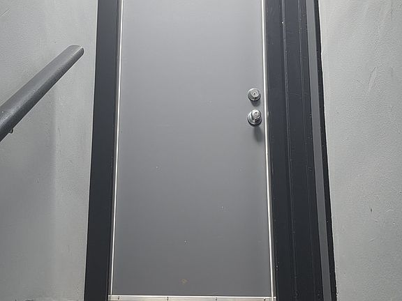 2nd image of 2026 Hermosa Ave APT 2