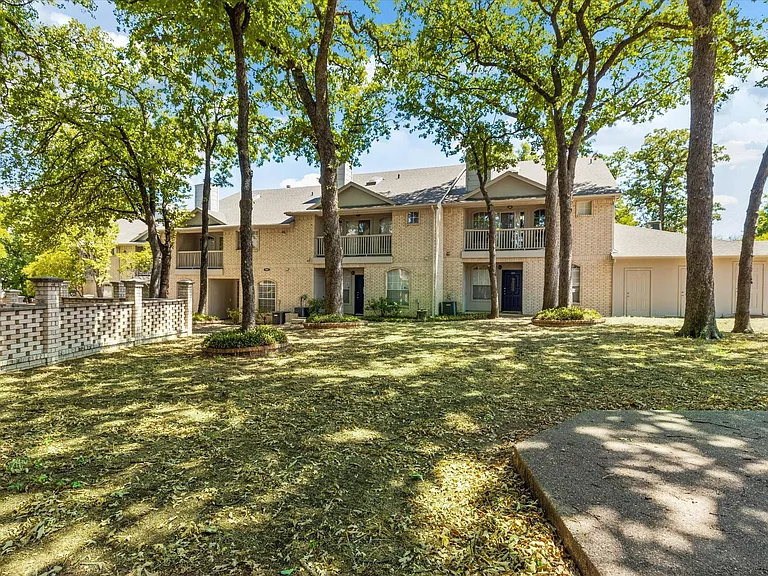 1501 Cedar Elm Dr #101 — Photo 19