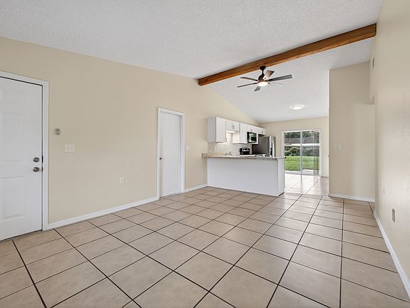 2nd image of 2639 Lantana Ln #39