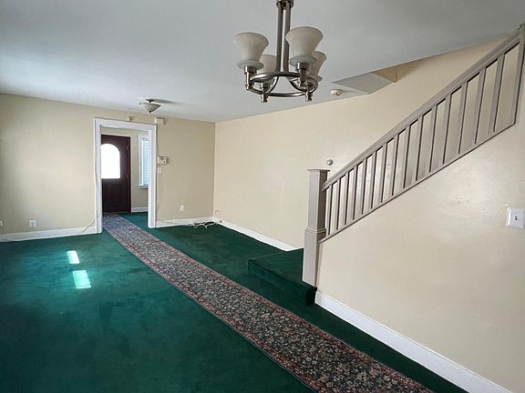 3rd image of 116 Avenue 146 St