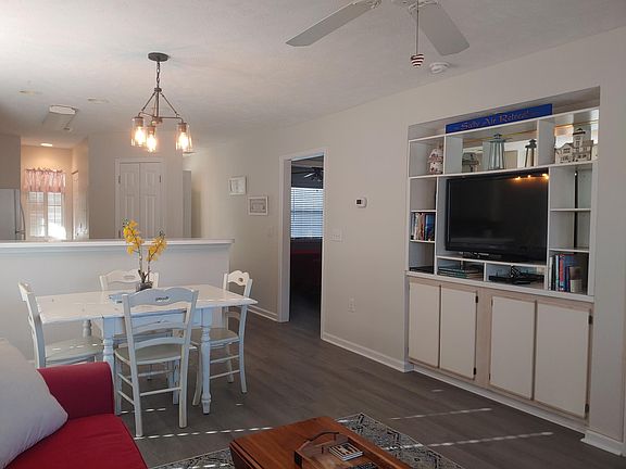 5th image of 556 White River Dr Unit 44C
