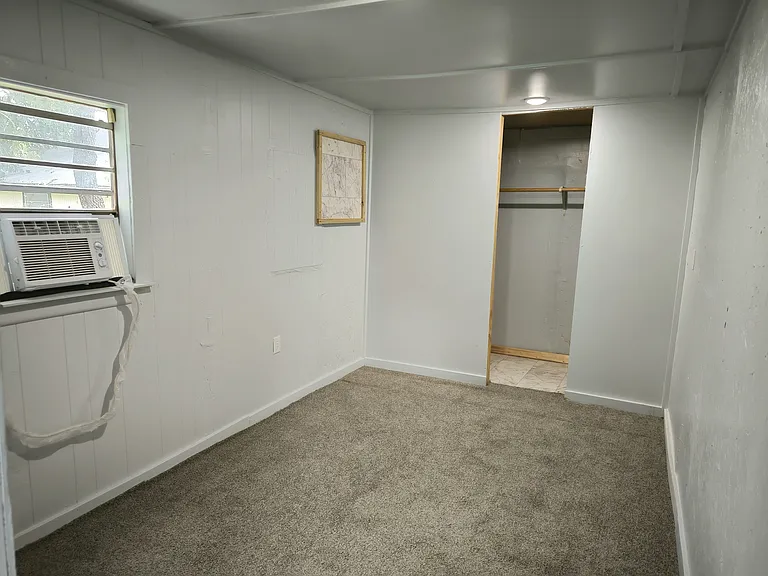 609 Lazy Acres Cir — Photo 17